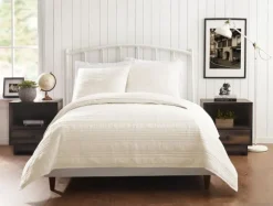Kirkland's Home Quilts-Cream Atmosphere King Quilt