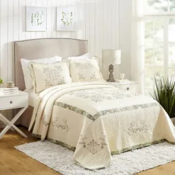 Kirkland's Home Bedspreads & Coverlets-Cream Vintage Treasure King Bedspread