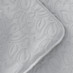 Kirkland's Home Quilts-Floral Stitch 3-Pc. Queen Quilt Set