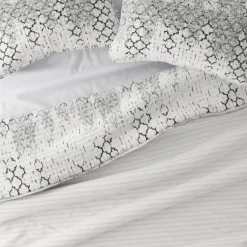 Kirkland's Home Quilts-White Trellis Reversible 2-Pc. Twin Quilt Set